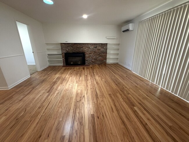 Photo - 2885/2887 Harlow Rd Unidad 2887
