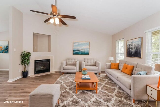 Photo - 4294 Blue Spruce Ct