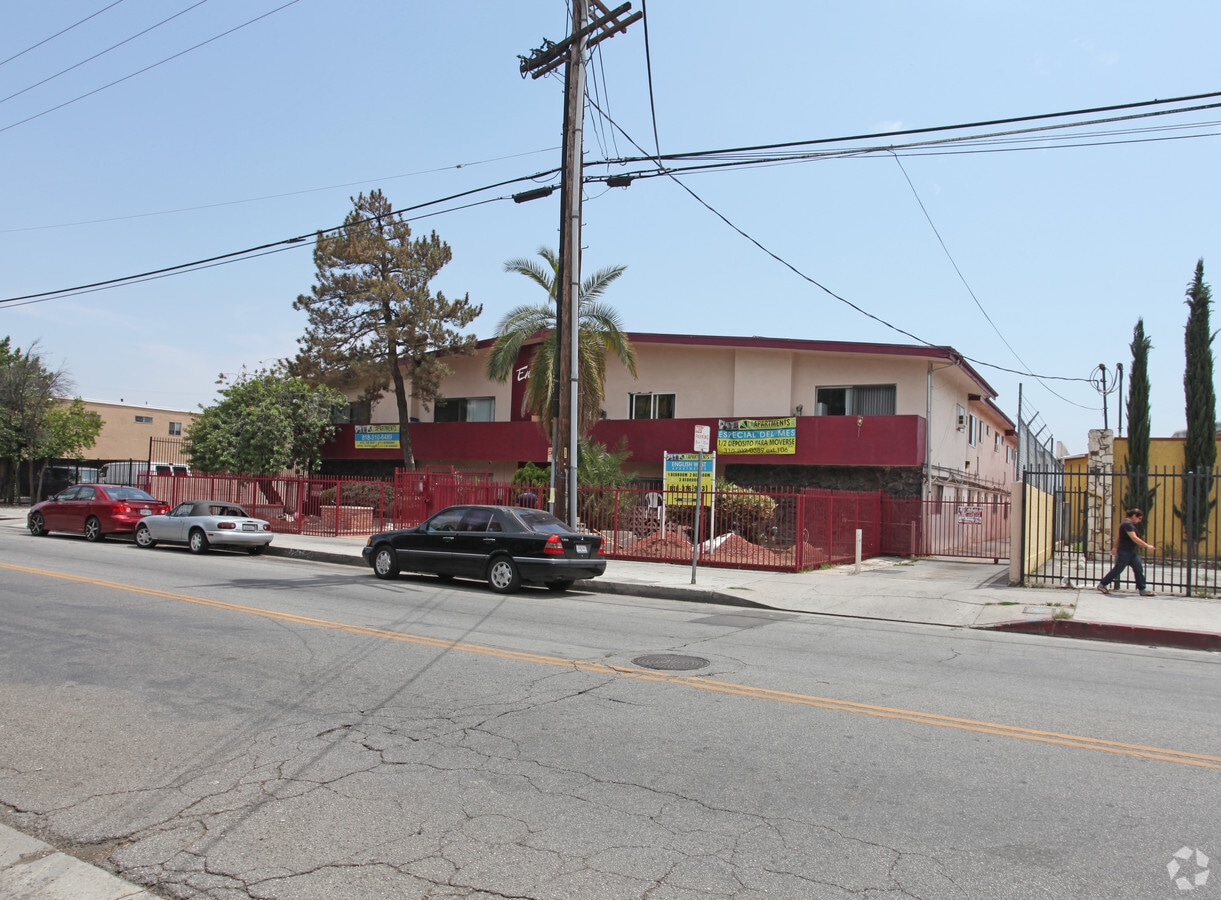 14436 Valerio St - Valerio Apartments