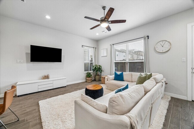 Photo - 1514 Canter Bayou Way
