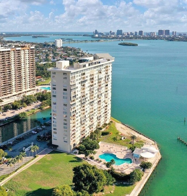 Photo - 11111 Biscayne Blvd Unit 2H
