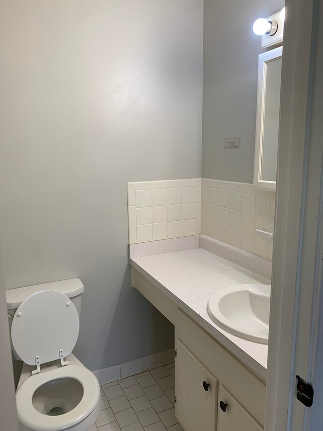 Photo - 8082 Ashbrook Dr