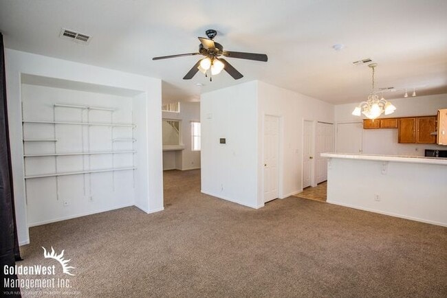 Photo - Bright & Spacious 3Bdm 2.5Ba Home with Private Backyard in Las Vegas