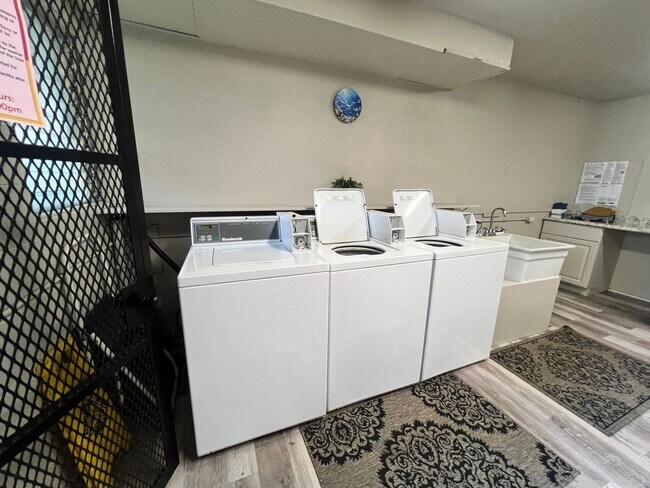 Photo - Waikiki - Ohua Gardens studio available now! Unidad 210