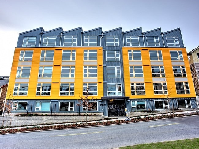 Building Photo - Portage Bay Flats - Affordable Studio Apar... Rental
