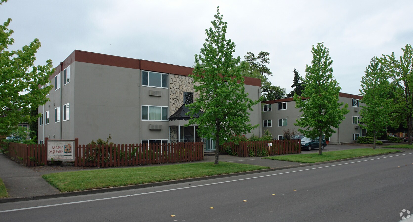 Maple Square Apartments - Maple Square Apartments