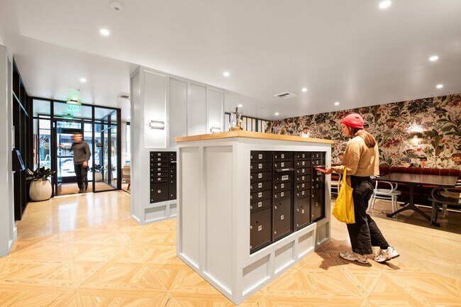 EastBuilding.5