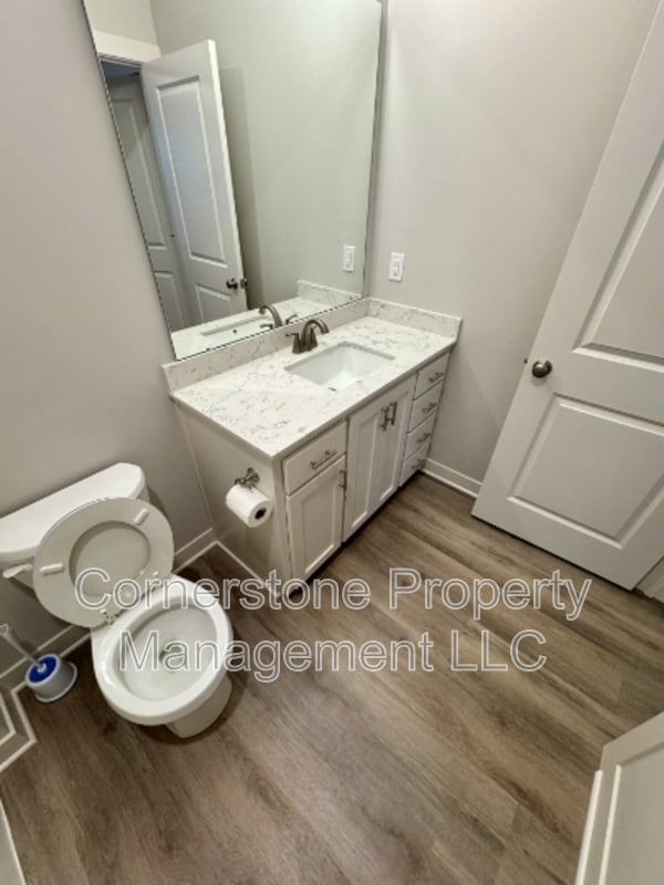 Photo - 8671 Golden Ln