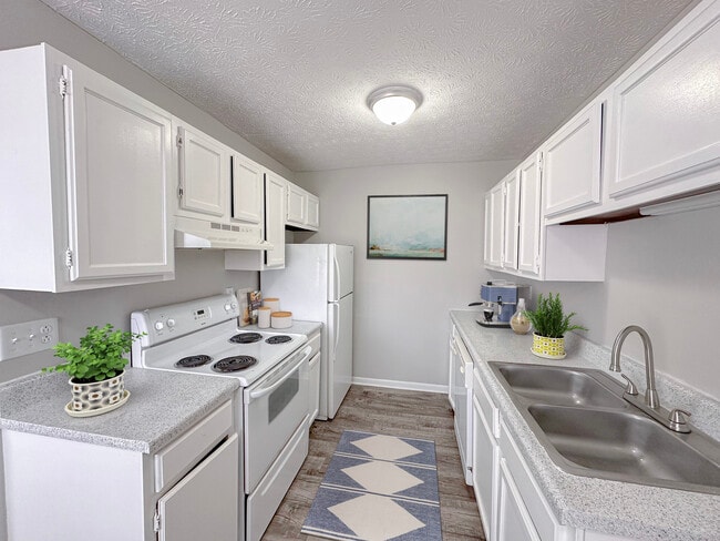 Rand Stockton Apartment Homes