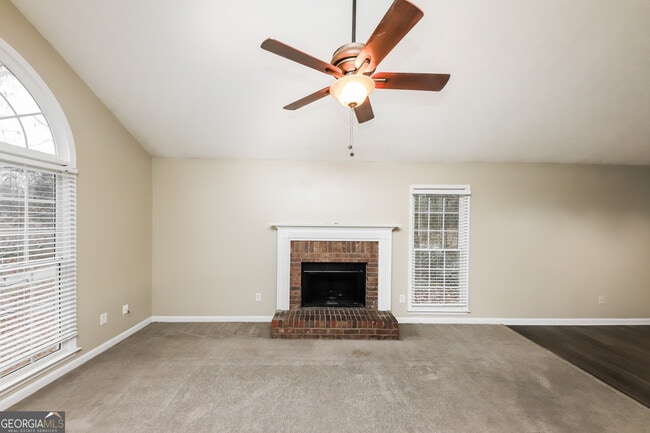 Photo - 28 Loxley Ct