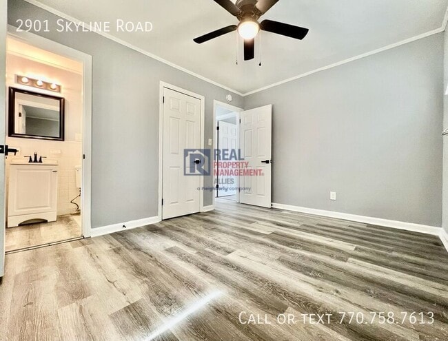 Photo - 2901 Skyline Rd