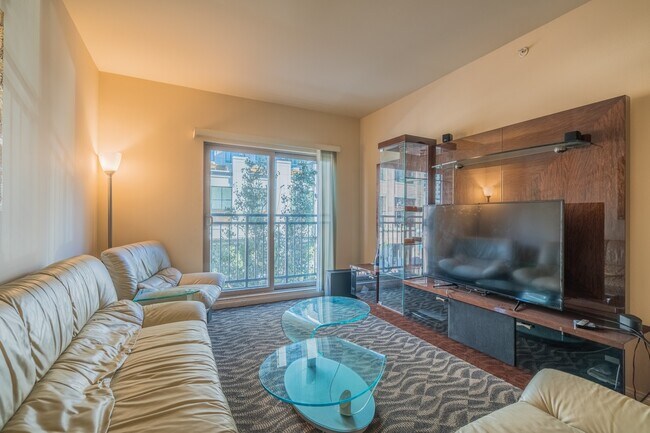 Photo - 450 J St Unit 3051