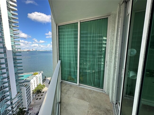 Photo - 218 SE 14th St Unit 2202