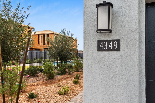 Photo - 4349 E Berkeley Rd