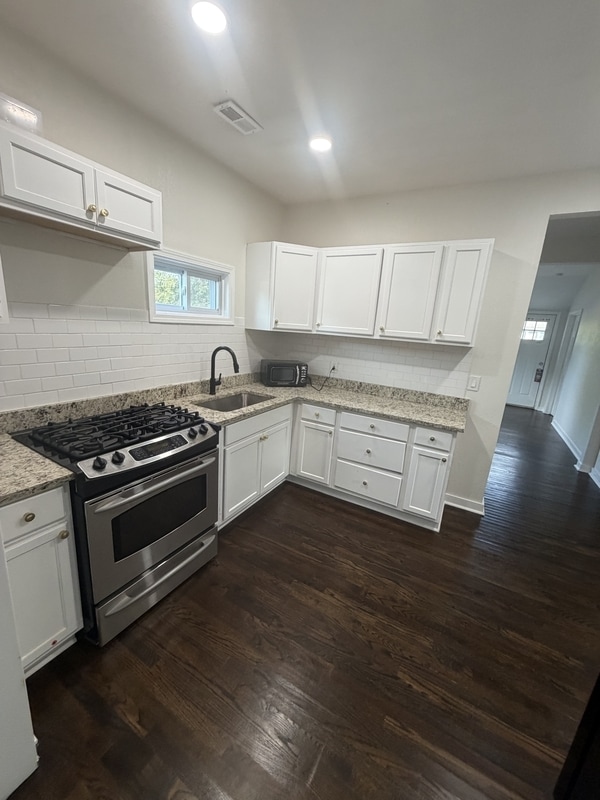 Photo - 5814 NE Gunn Ave