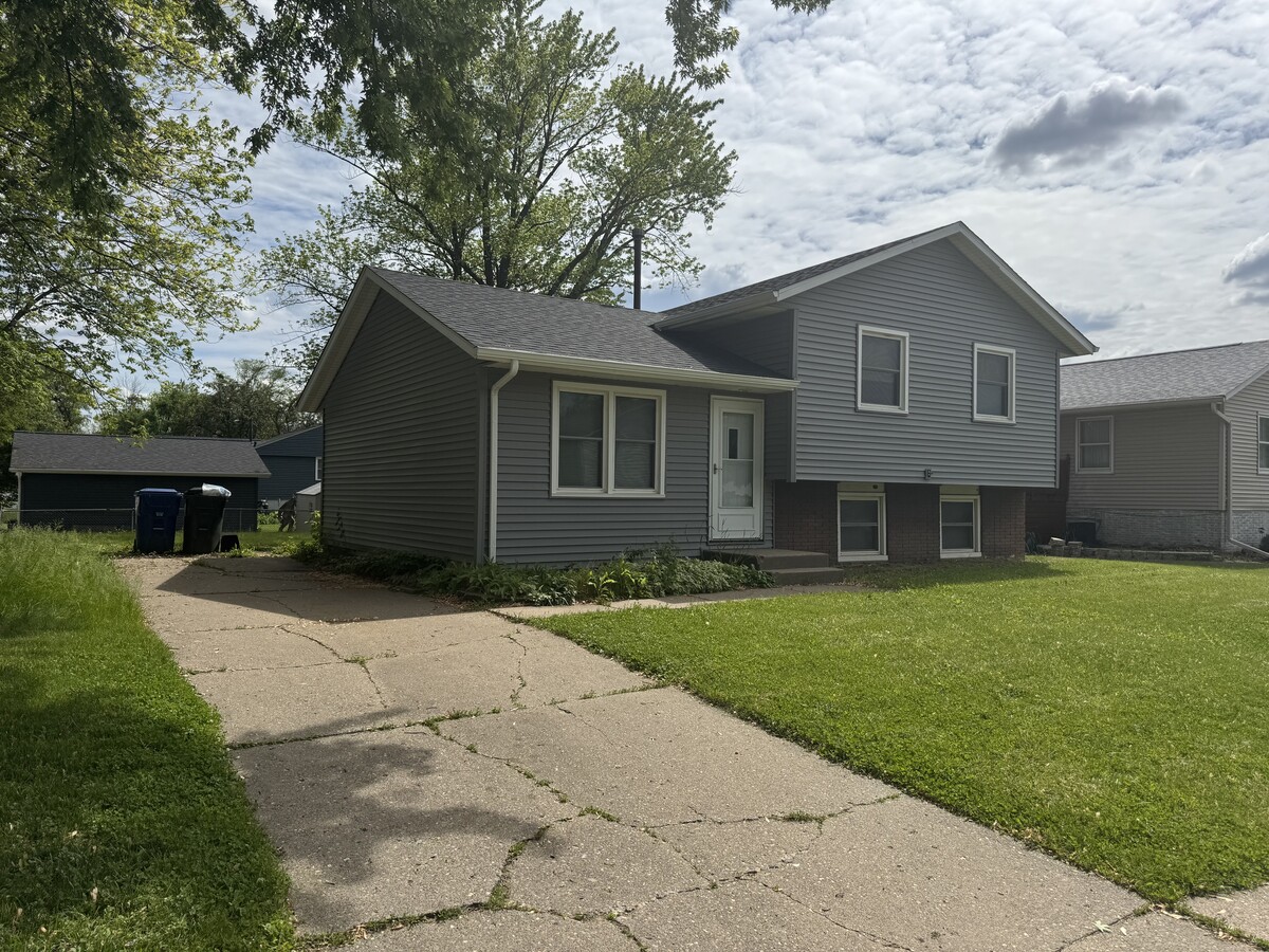 Photo - 1841 Valley Dr Casa