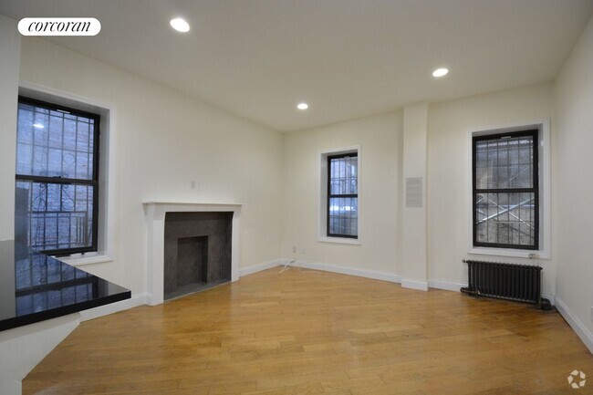 Building Photo - 530 W 123rd St Rental