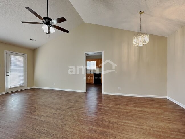 2306 Sir Edward Ln