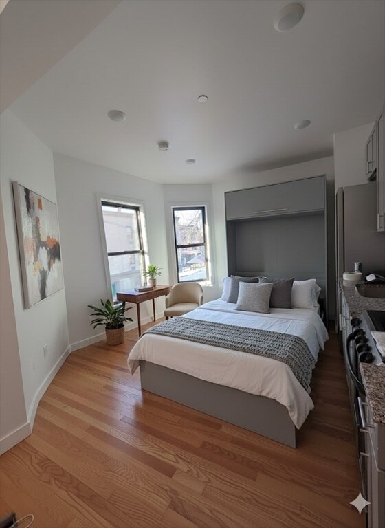 Building Photo - 165 Hawthorne St Unit 201