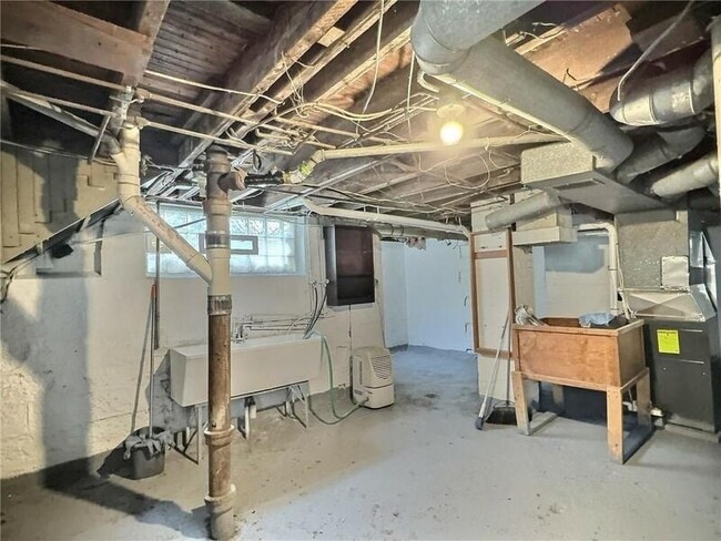 Photo - 350 Augustine St