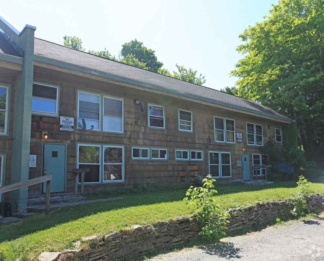 Photo - University Hill Apartments