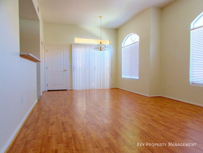 Photo - 700 Carnegie St Unit #411