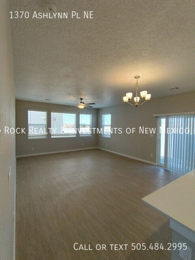 Photo - 1370 Ashlynn Pl