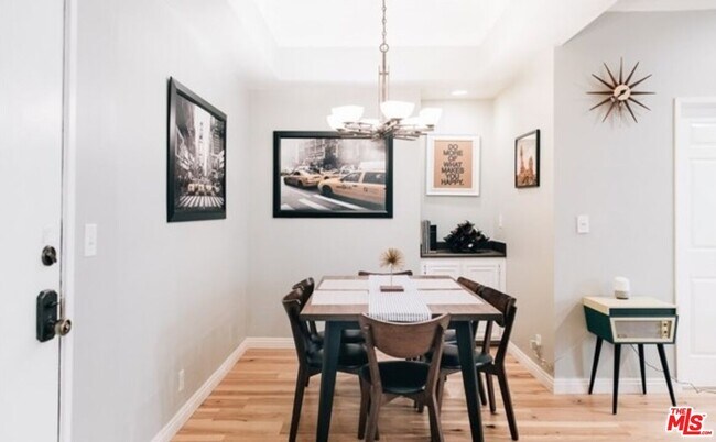 Photo - 497 E California Blvd Unidad 112 Rental