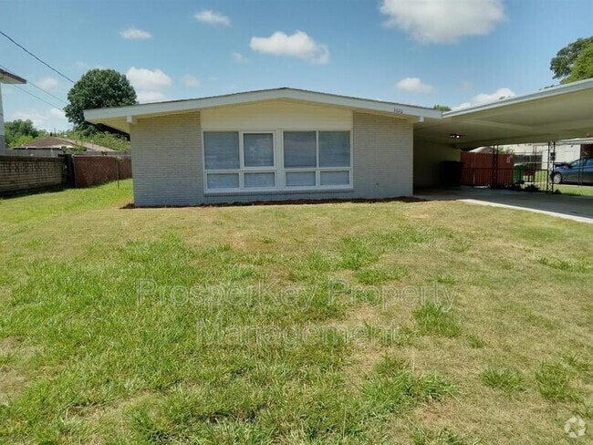 Building Photo - 3026 Avondale Rd Rental