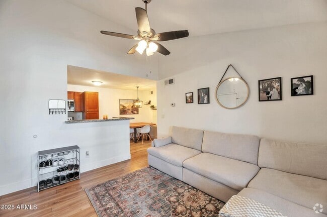 Building Photo - 623 W Guadalupe Rd Unit 213 Rental