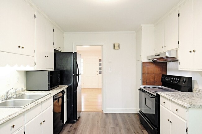 Photo - Move-in Ready & Pet-Friendly Rental Near Shops at Stonefield
