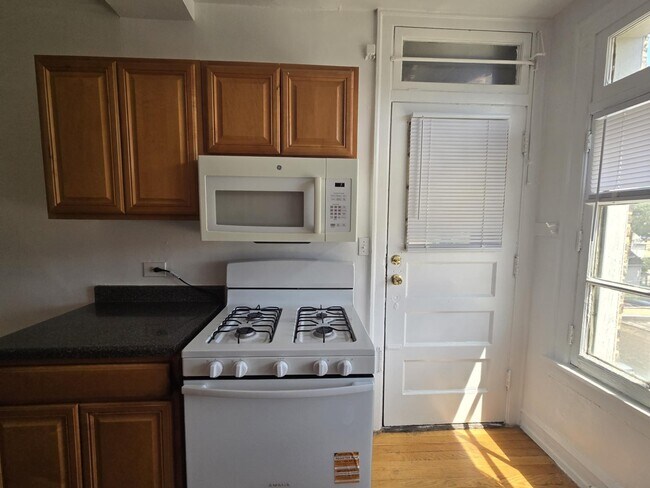 Photo - 909 Elmwood Ave Unit O3