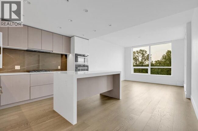 1632 Lions Gate Ln Unit 605