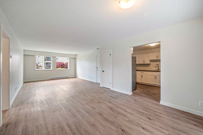 Building Photo - 9250 Edward St Unit 6