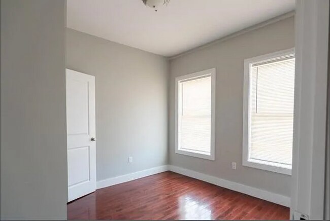 Photo - 33 Covington St