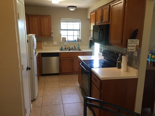 Photo - 3409 S Carolina Dr