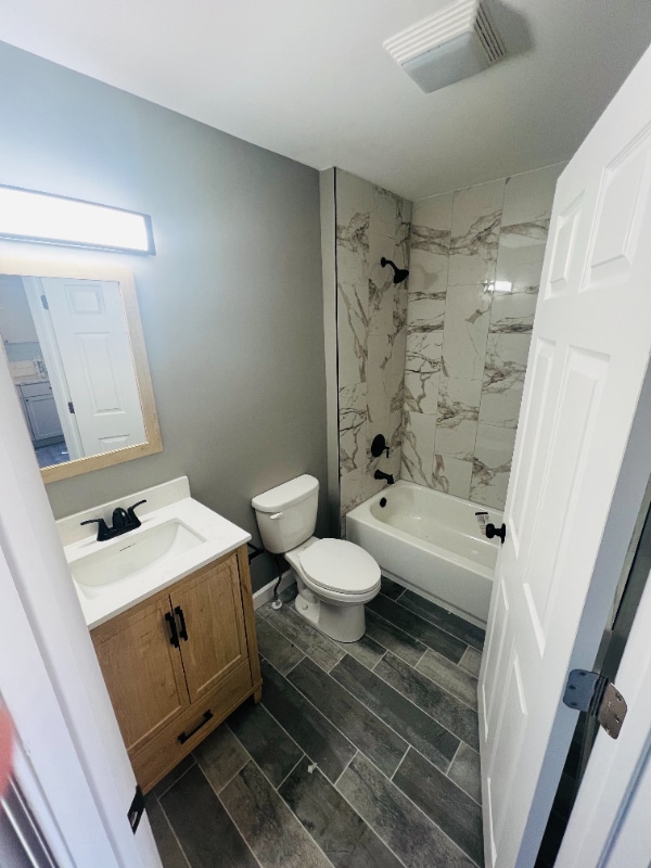 Photo - 820 N High St Unit B