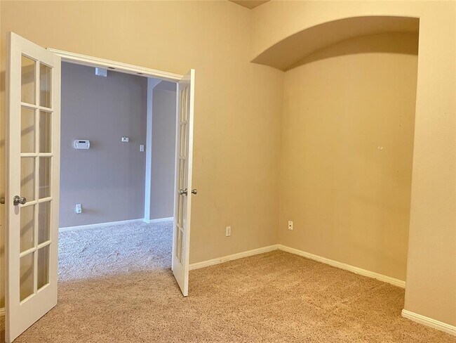 Photo - 11713 Dunblane Way