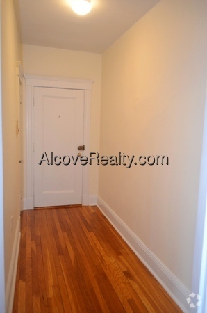 Building Photo - 22 Chauncy St Unit 4 Rental