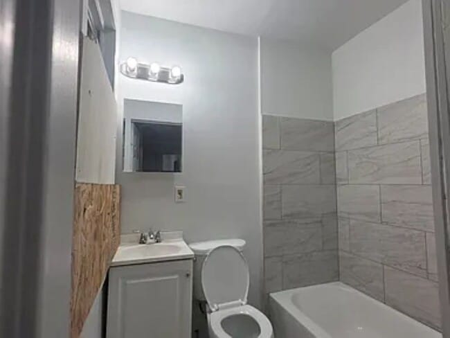 Photo - 238 Newhall St