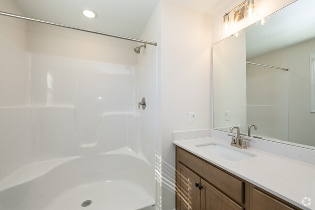 3BR, 2BA - 1,510SF - Primary Bathroom