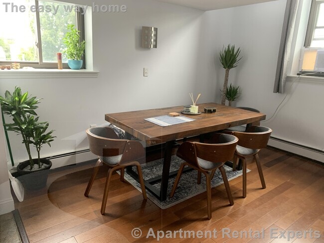 Photo - 14 Locust St Unidad #3D