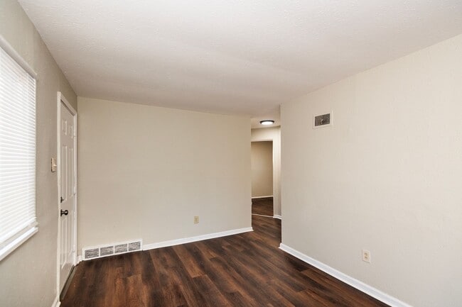 Photo - Comfortable 3 Bedroom 1 Bathroom Home