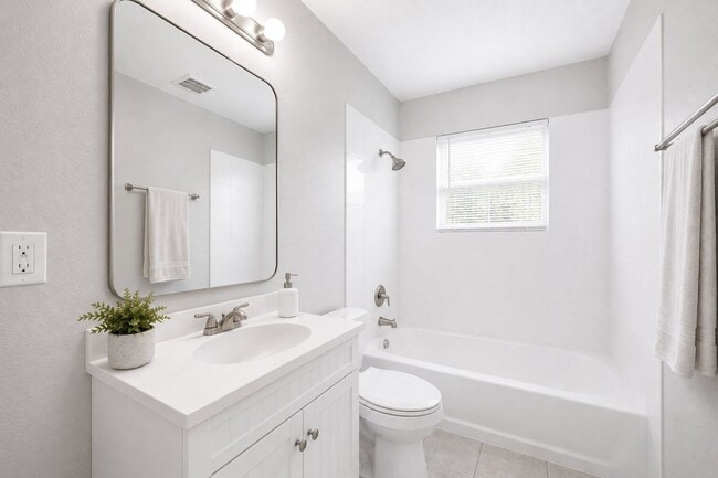 Photo - 1026 5th Ave N