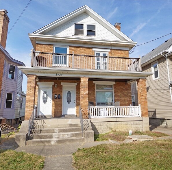 Building Photo - 2434 Kenilworth Ave Unit 2