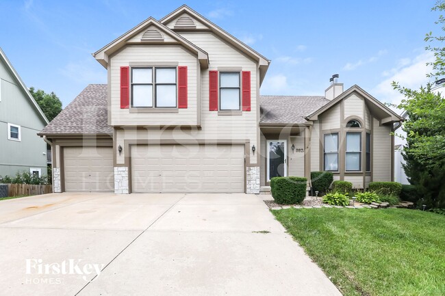 Building Photo - 9824 N Highland Terrace