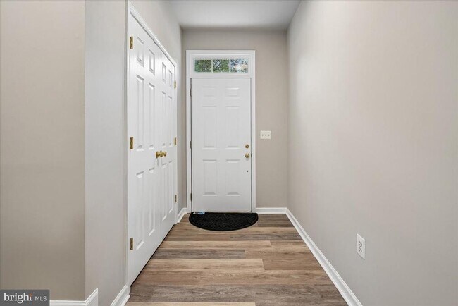 Photo - 843 Fairview Village Ct