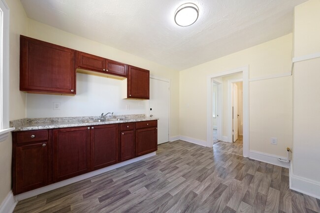 Building Photo - 3799 E 114th St Unit 1 DN