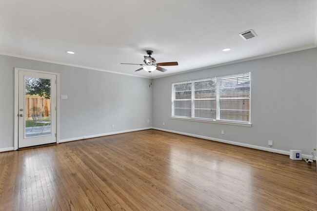 Photo - 4750 Sanford Rd