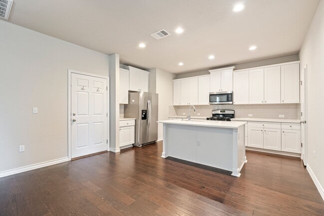 Photo - 5314 Golden Canary Ln